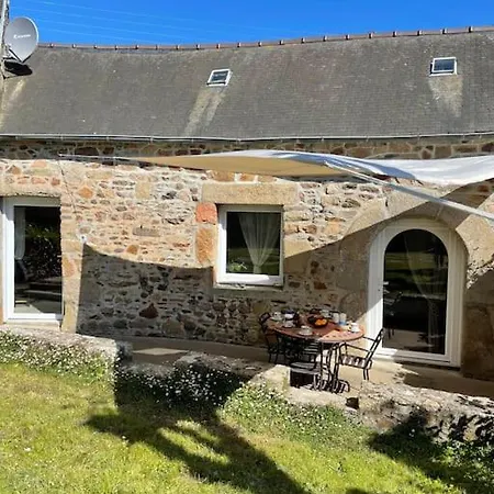 Feriehus New La Ferme Fleurie Ty Rose Ploubazlanec